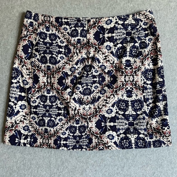 Joe Fresh Women’s Skirt Size 8 - Picture 2 of 4